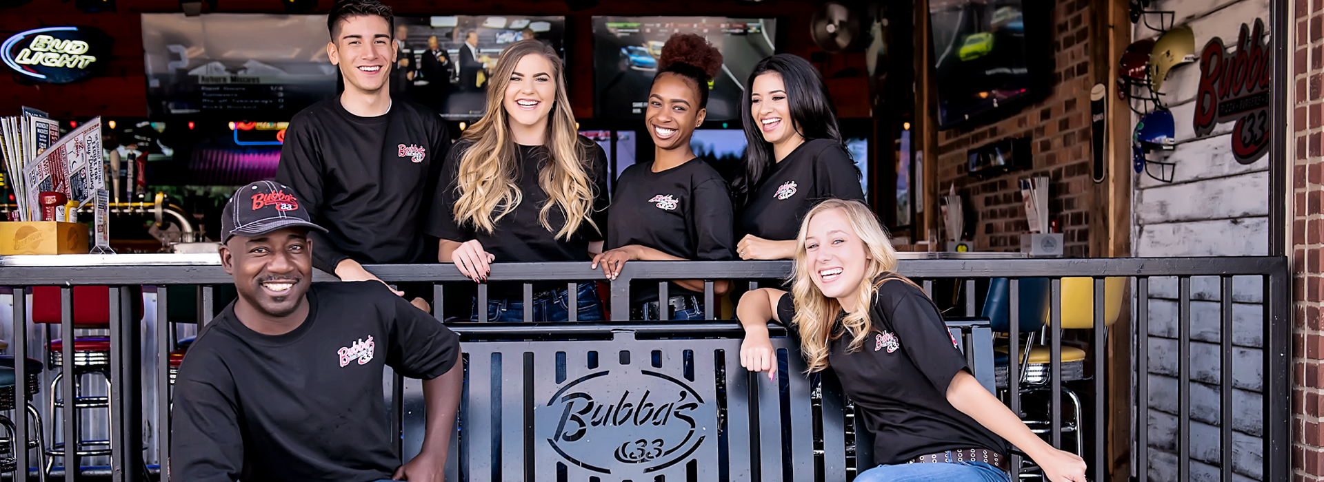 Bubba’s 33 dining room team